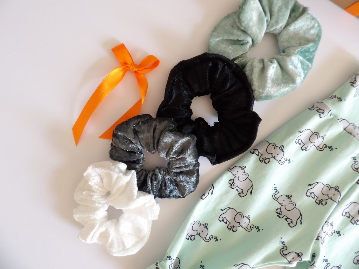 Storlek 56, Elephant Breeze - Handgjort babyset, OEKO-TEX®-certifierade tyger