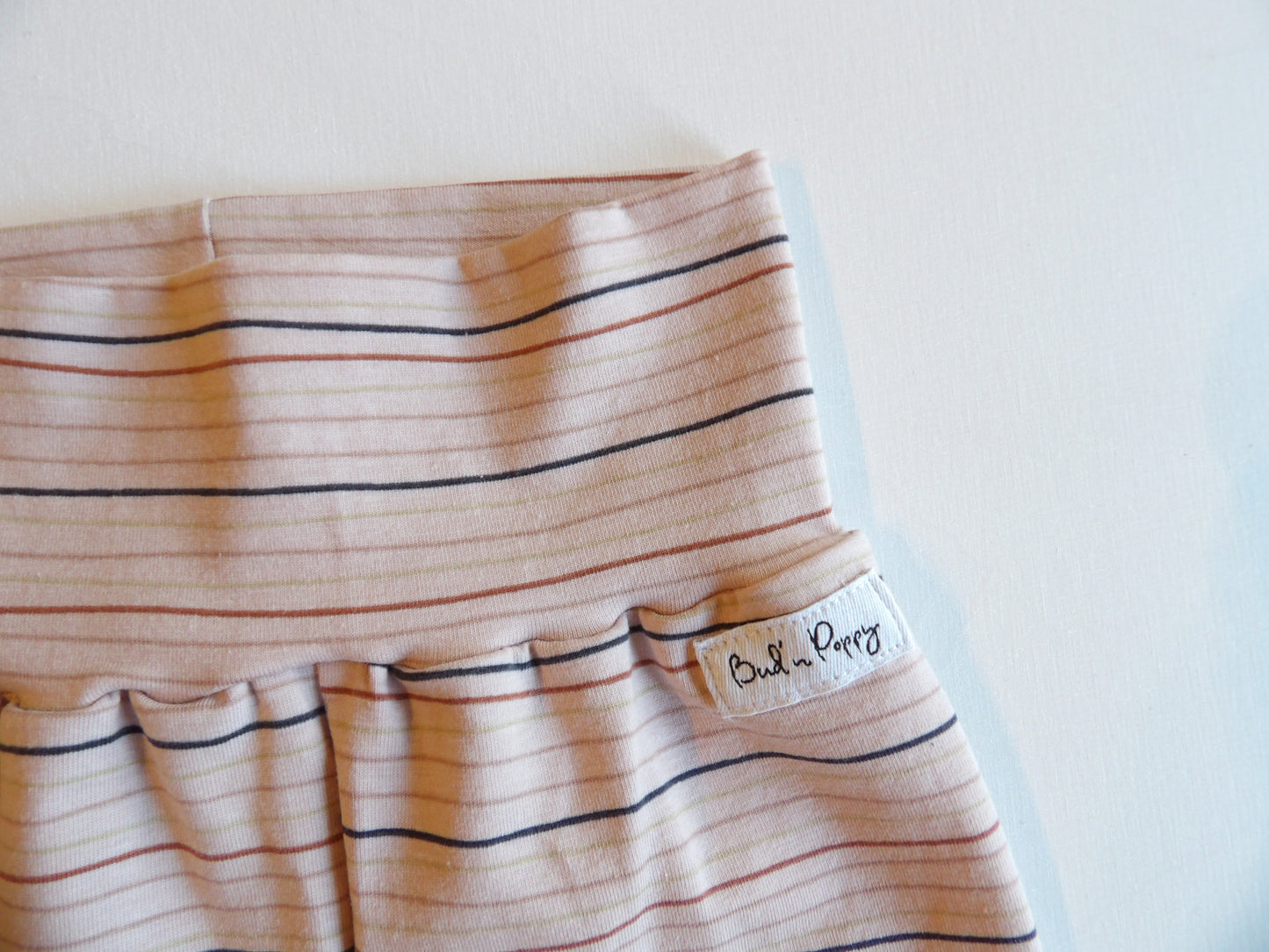 Växa-byxa Rosy Stripes - storlek 62 (ca 2-4 mån)