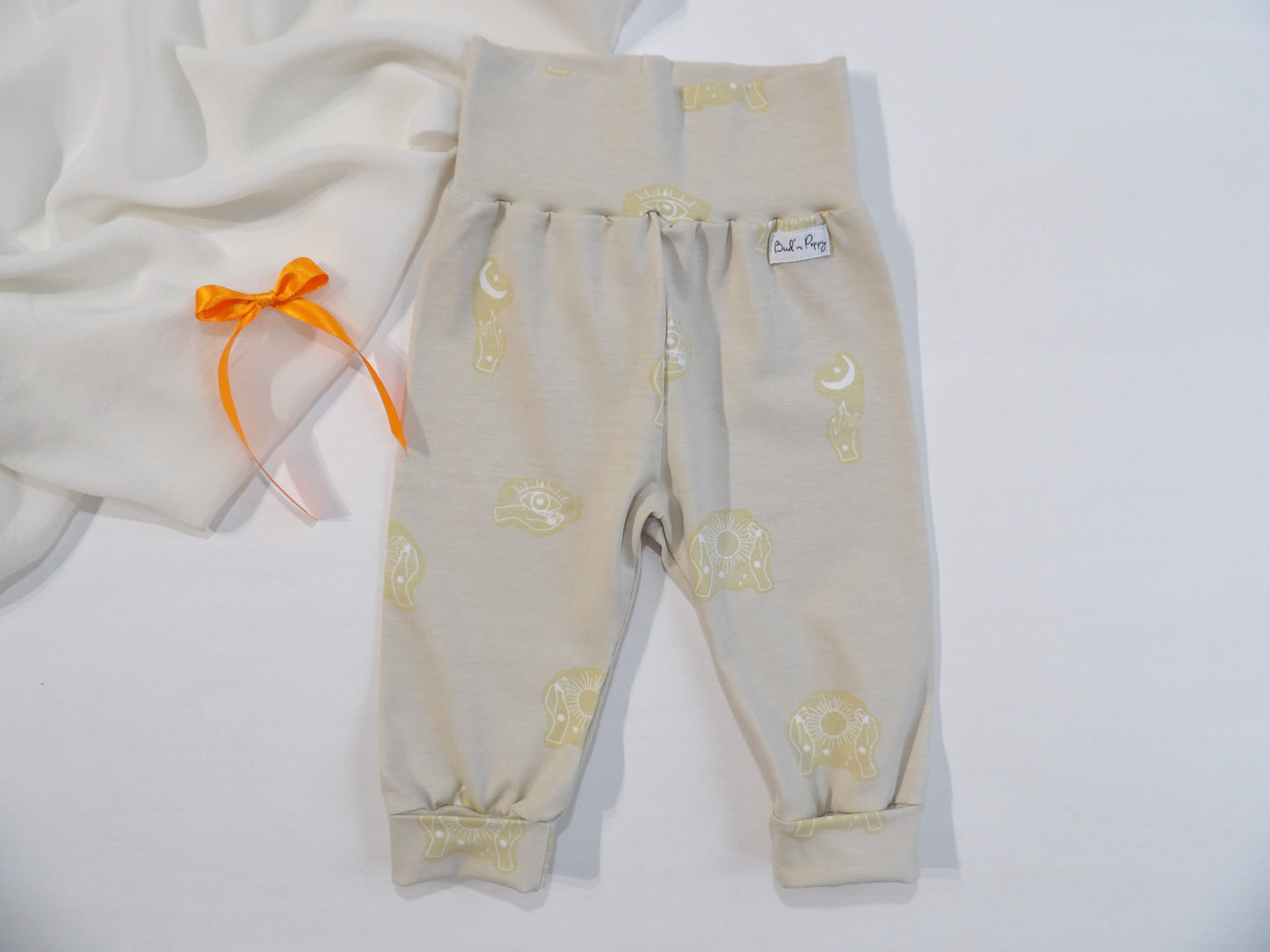 Växa-byxa Beige Moon Pants - storlek 62 (ca 2-4 mån)