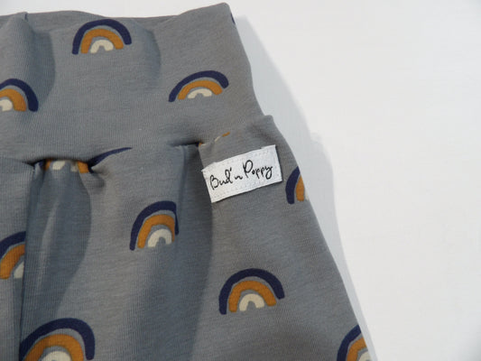 Växa-byxa Grey Rainbow Pants - storlek 56 & 68 (ca 1-2 mån & 4-6 mån)