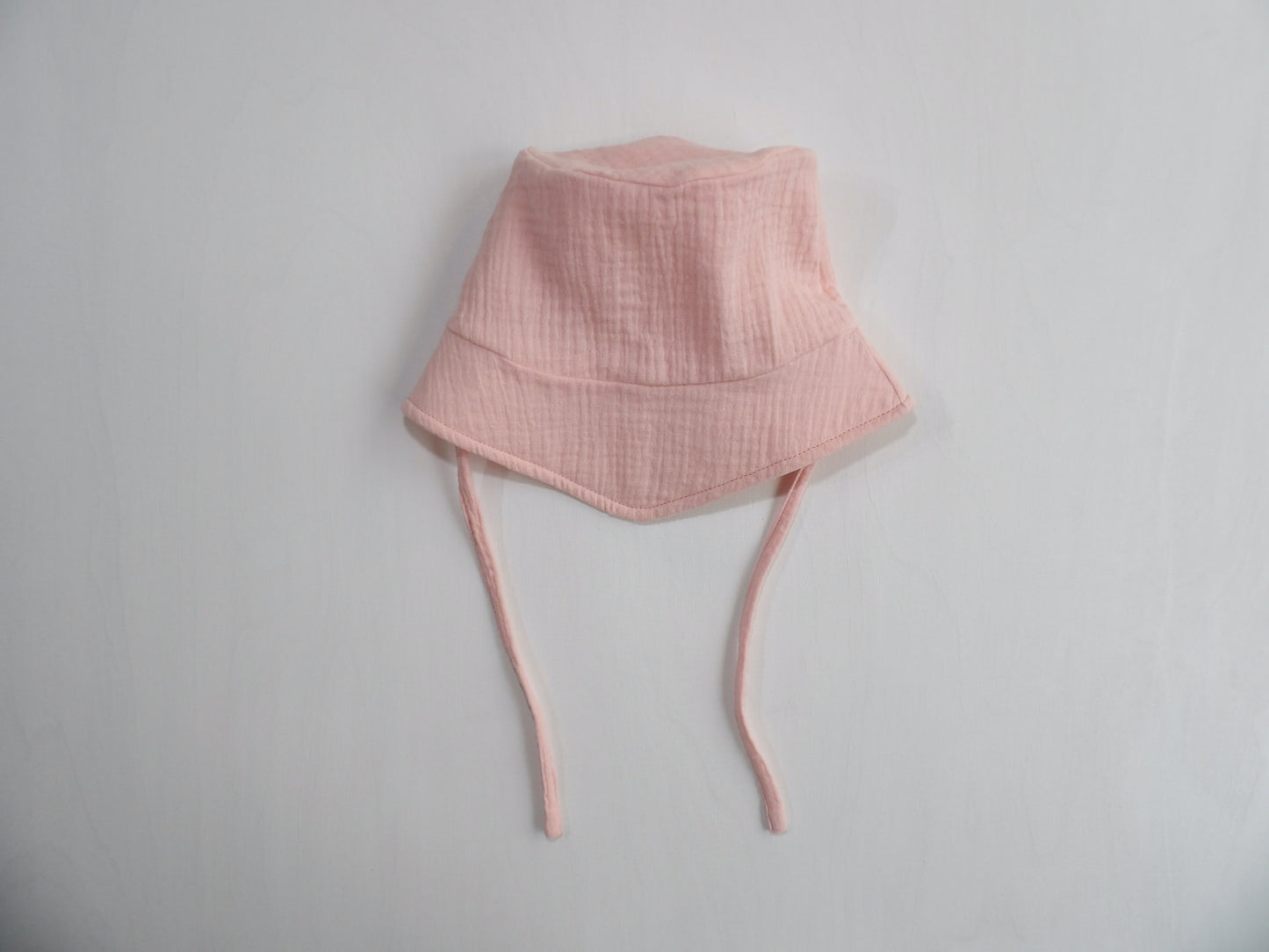 Solhatt i Muslin Petal Pink - storlek 44/46 (ca 4-9 mån)