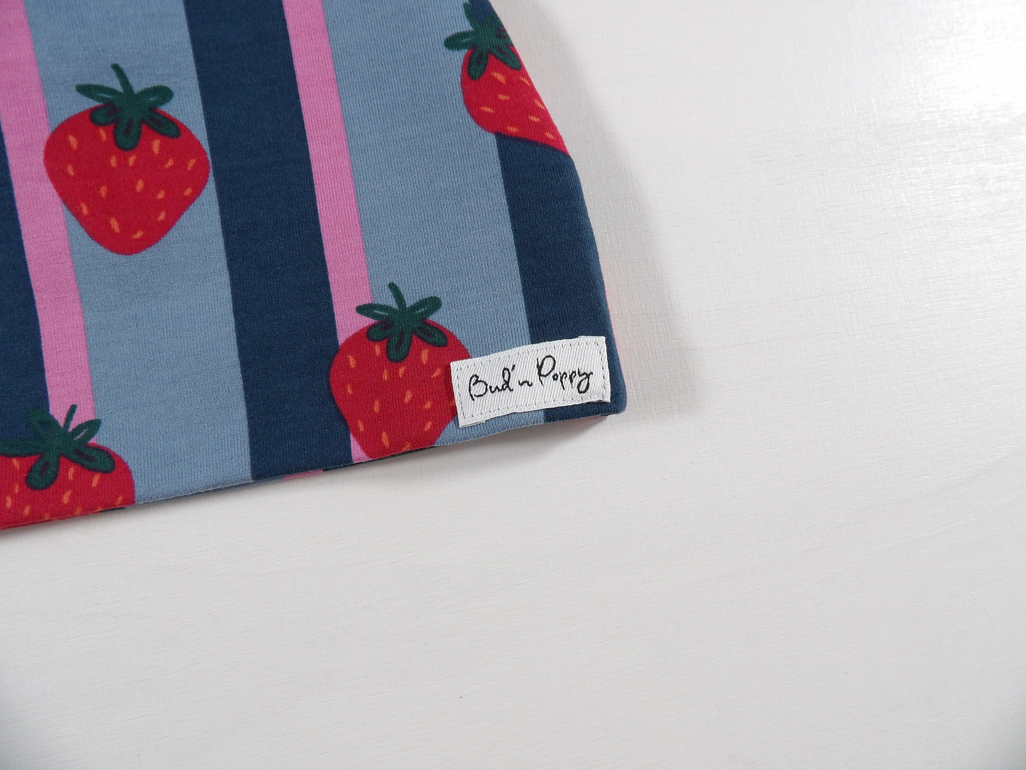 Newborn Set – Berry Stripe | Växa-byxa & mössa