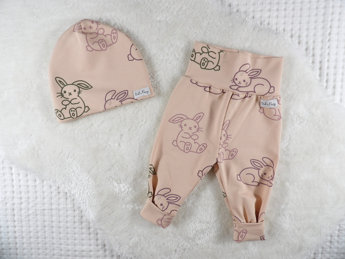 Newborn Set – Bunny Hop | Växa-byxa & mössa