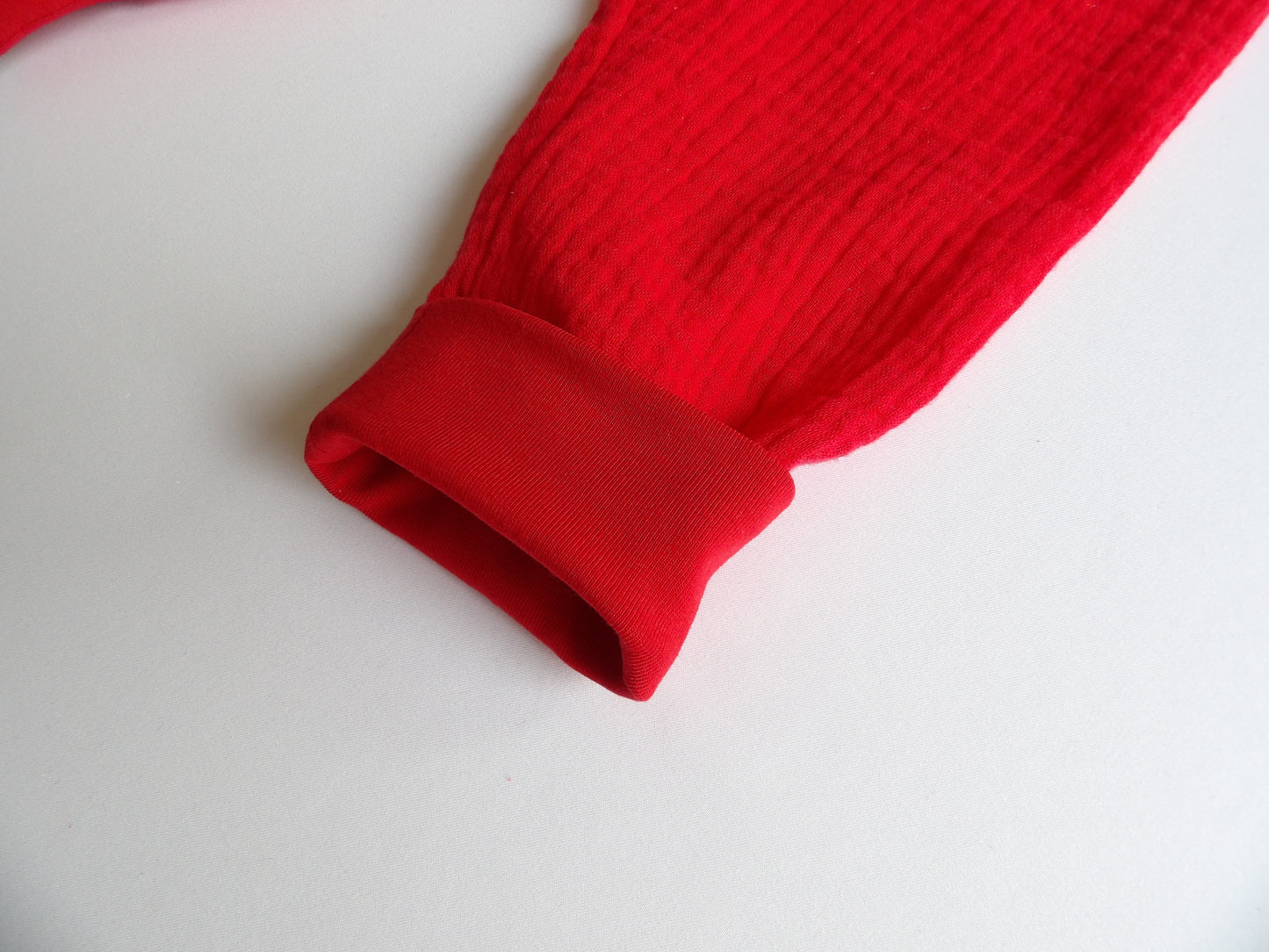 Storlek 62, Today I Wear Red - Handgjort babyset, OEKO-TEX®-certifierade tyger