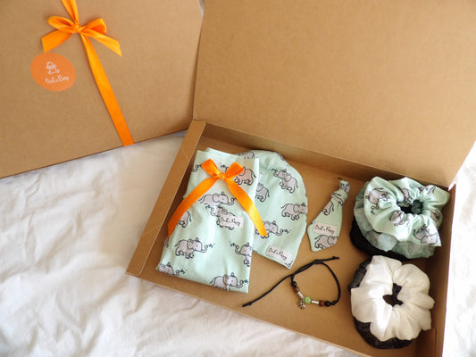 Storlek 56, Elephant Breeze - Handgjort babyset, OEKO-TEX®-certifierade tyger