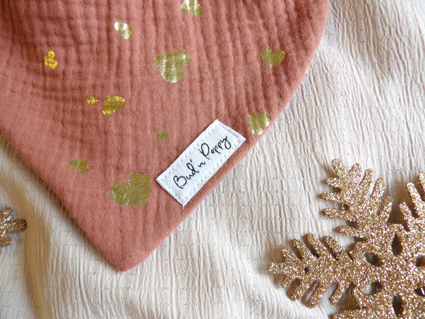 Dregglis i muslin, Golden Hearts, storlek One size (ca 0-1 år) - Bud's Wardrobe