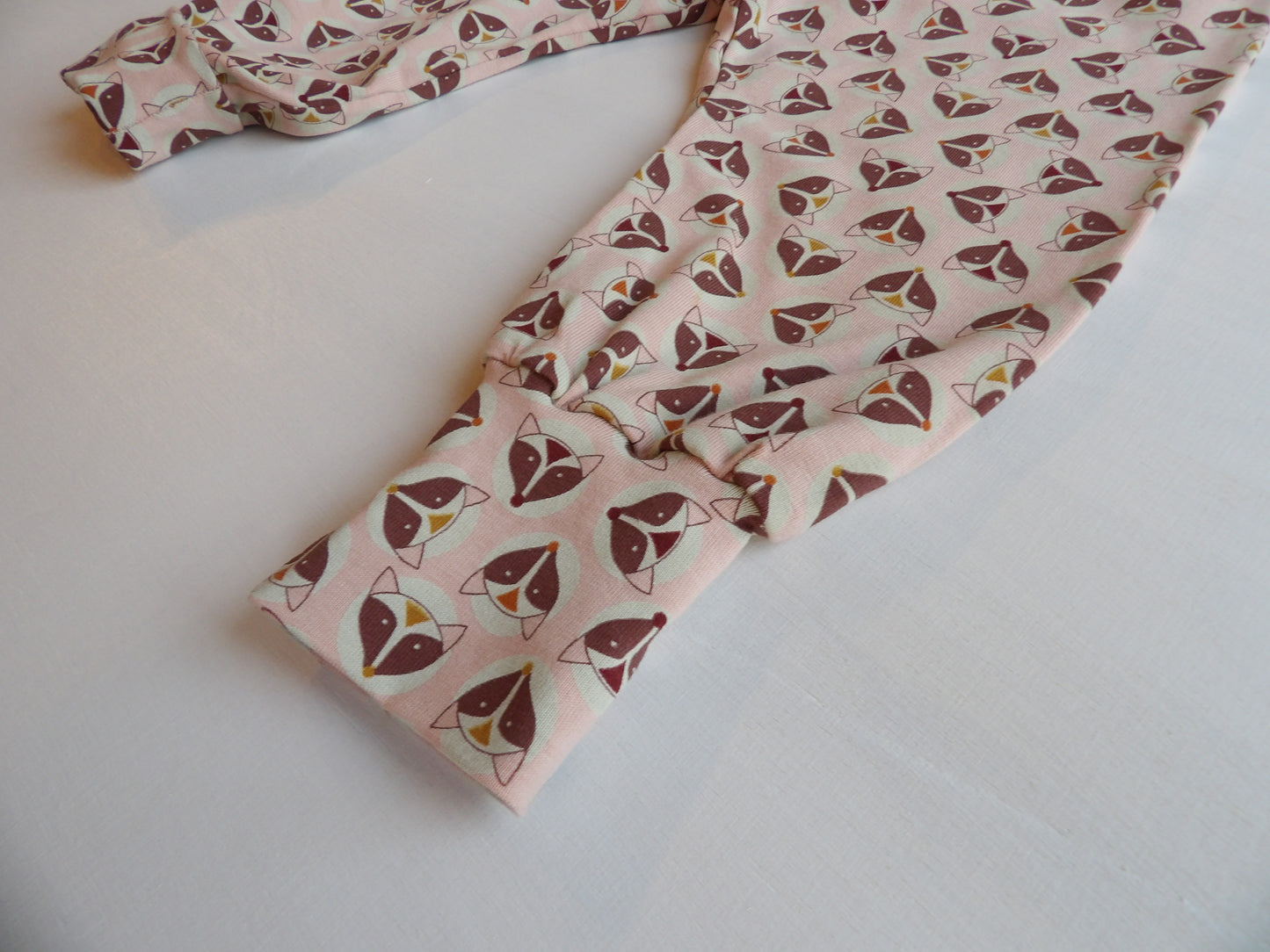 Växa-byxa Pink Fox - storlek 74 & 80 (ca 6-9 & 9-12 mån)