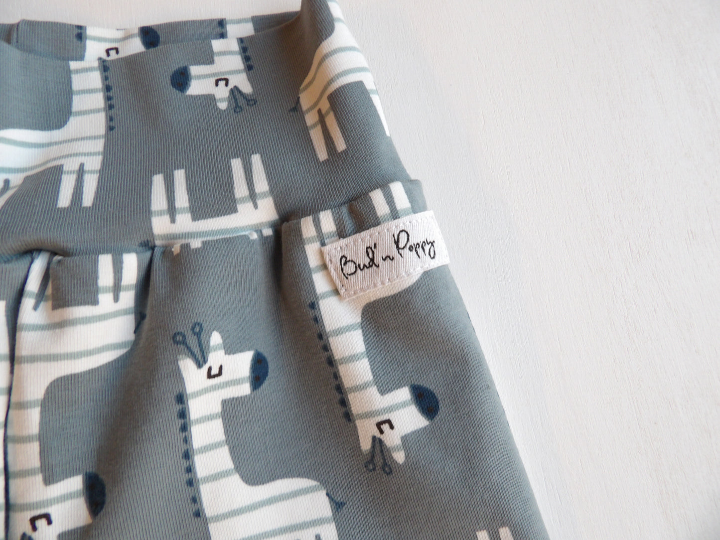 Grow-with-me pants Cute Giraffe Grey - size 62 & 68 (approx. 2-4 & 4-6 months)