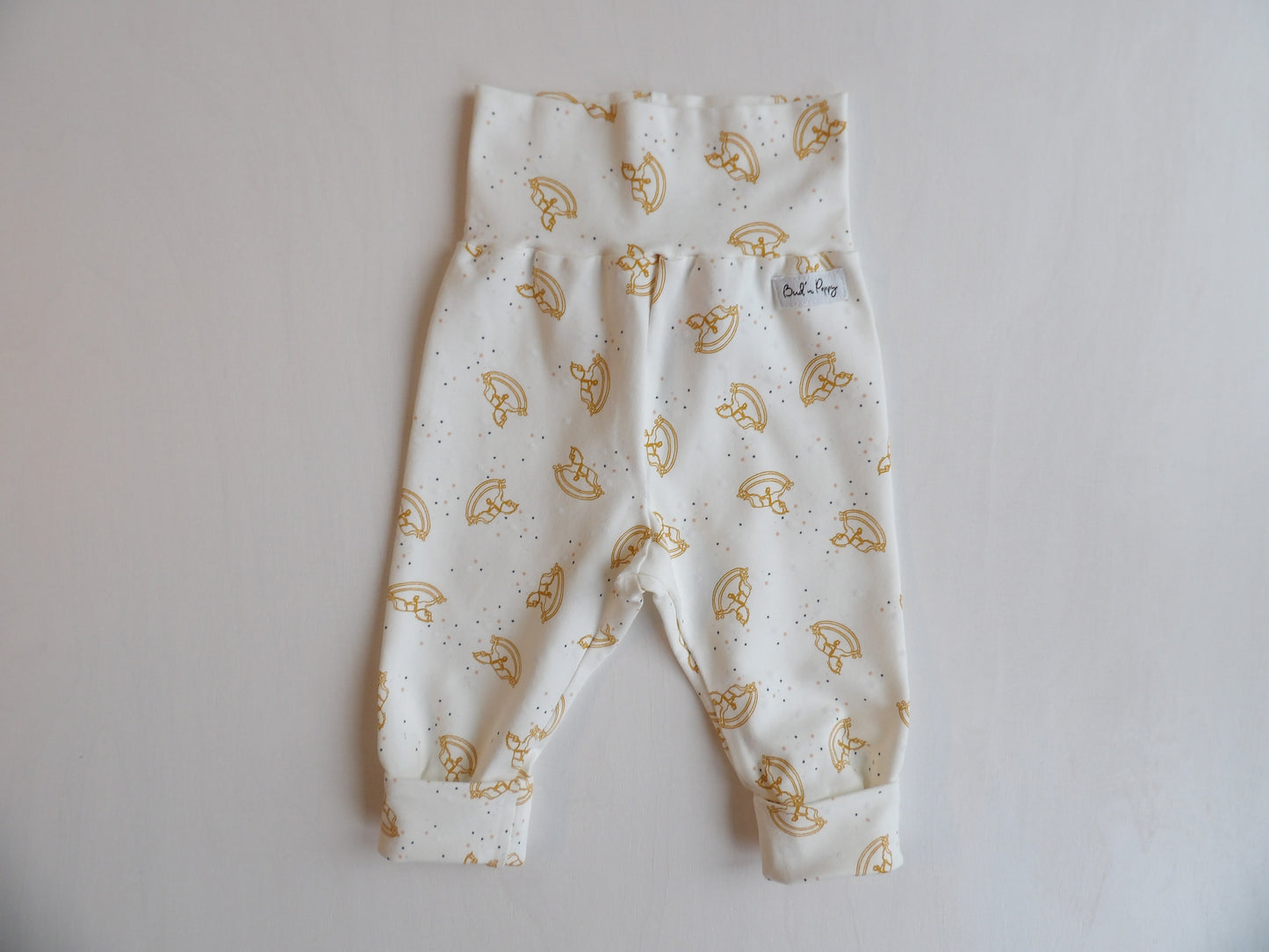 Grow-with-me pants Golden Playtime - size 56 & 62 (approx. 1-2 & 2-4 months)