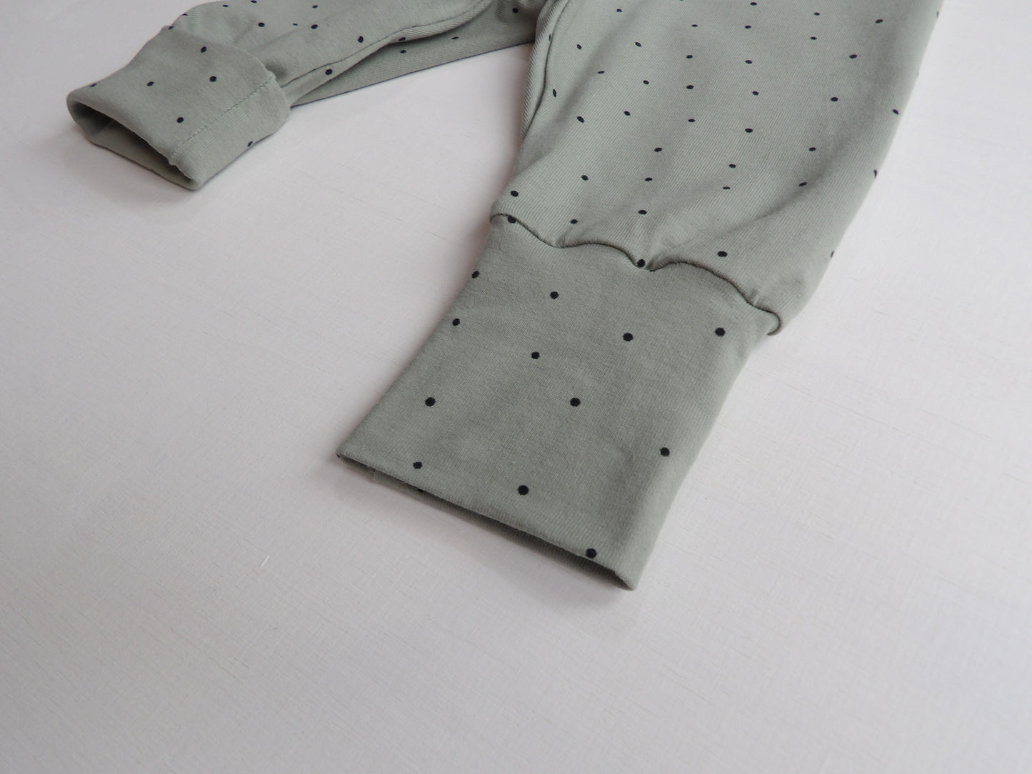 Växa-byxa Tiny Dot Pants - storlek 50 (ca 0-1 mån)