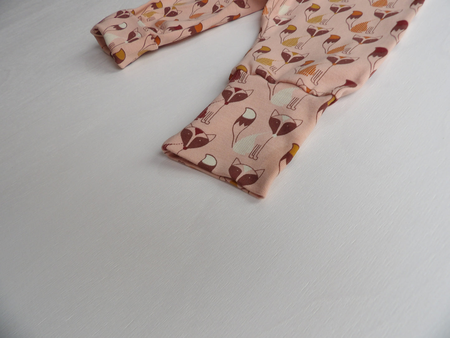 Växa-byxa Blush Fox Pants - storlek 56 & 62  (ca 1-2 & 2-4 mån)