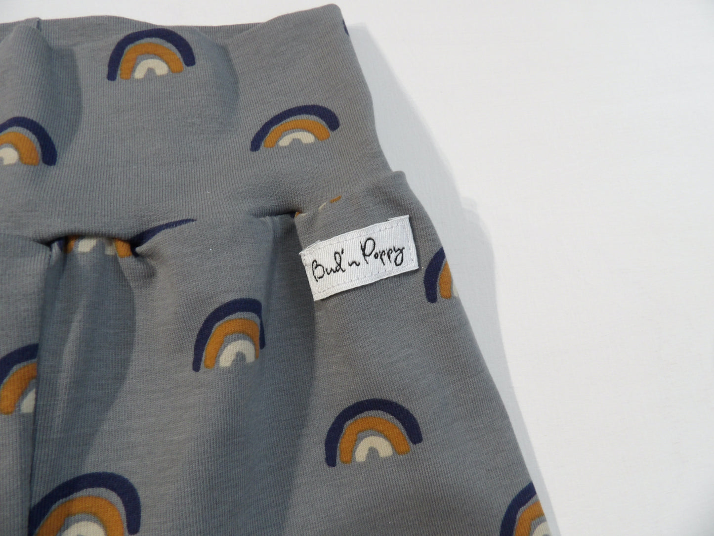 Växa-byxa Grey Rainbow Pants - storlek 56 & 68 (ca 1-2 mån & 4-6 mån)