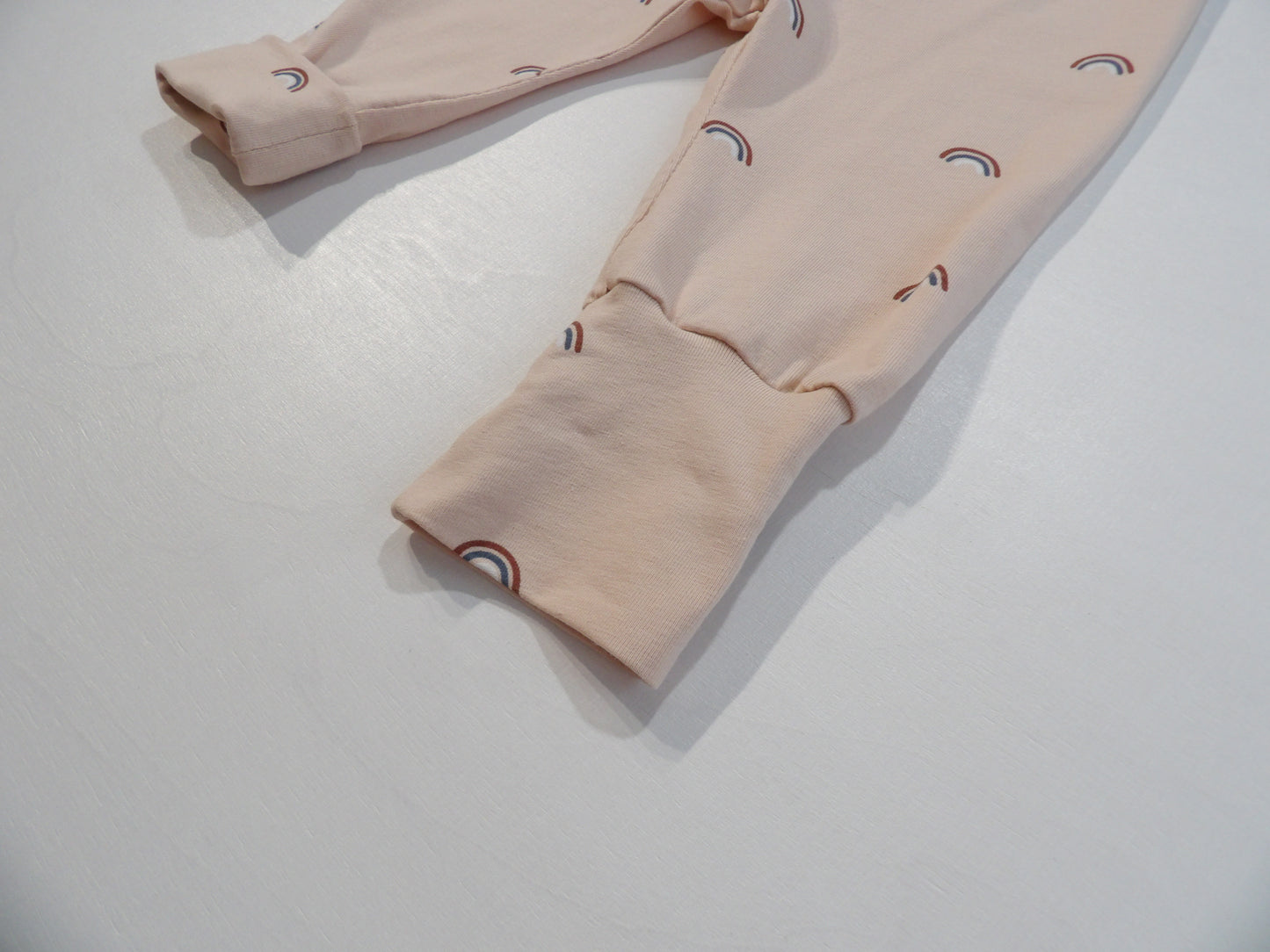 Växa-byxa Pastel Rainbow Pants - storlek 62 (ca 2-4 mån)