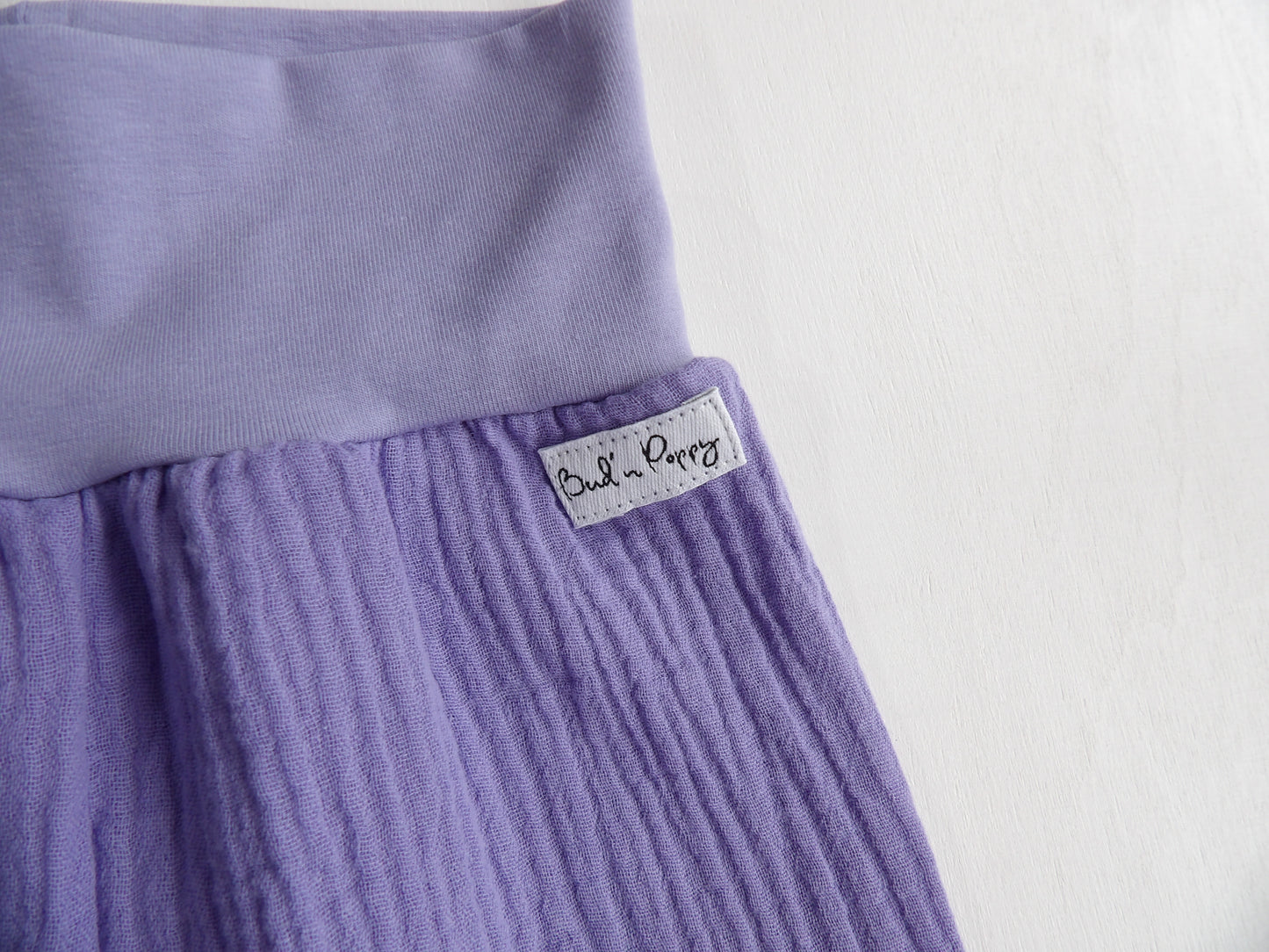Växa-byxa i Muslin Lavender Bloom - storlek 62