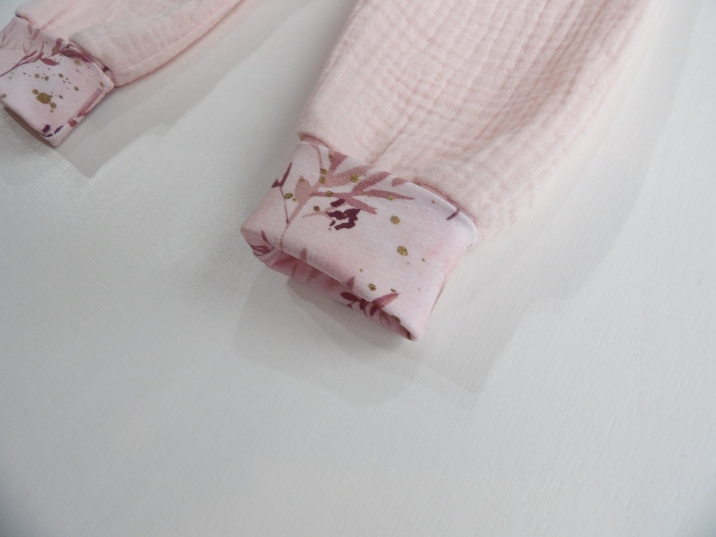 Växa-byxa i Muslin Blush Meadow - storlek 62