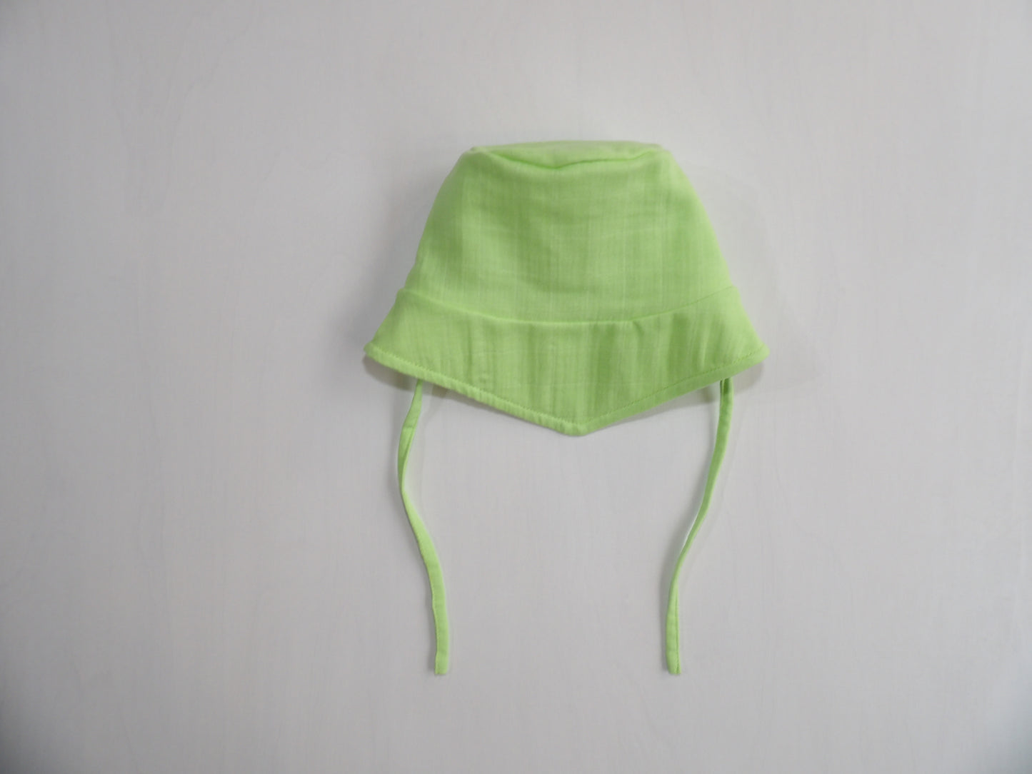 Solhatt i Muslin Lime Sprout - storlek 44/46 (ca 4-9 mån)