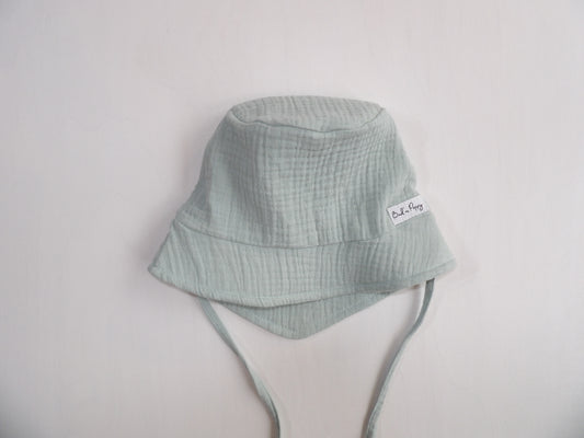Solhatt i Muslin Soft Sage - storlek 44/46 (ca 4-9 mån)