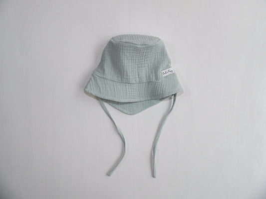 Solhatt i Muslin Soft Sage - storlek 44/46 (ca 4-9 mån)