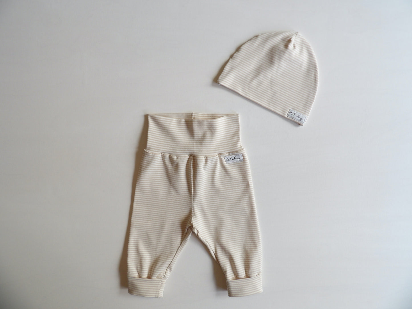 Newborn Set Tiny Stripes Beige - storlek 56