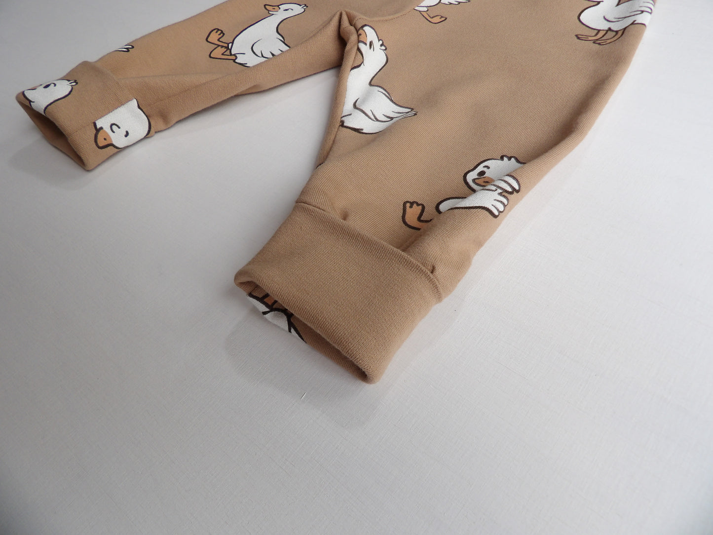 Newborn Set – Silly Goose | Växa-byxa & mössa
