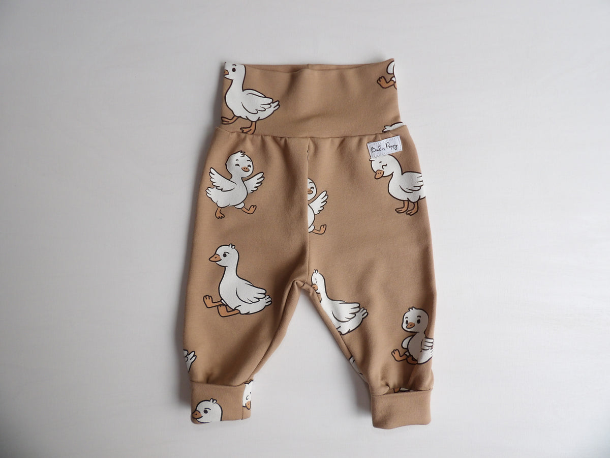 Newborn Set – Silly Goose | Växa-byxa & mössa