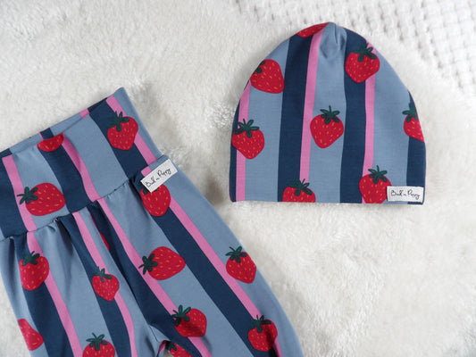 Newborn Set – Berry Stripe | Växa-byxa & mössa