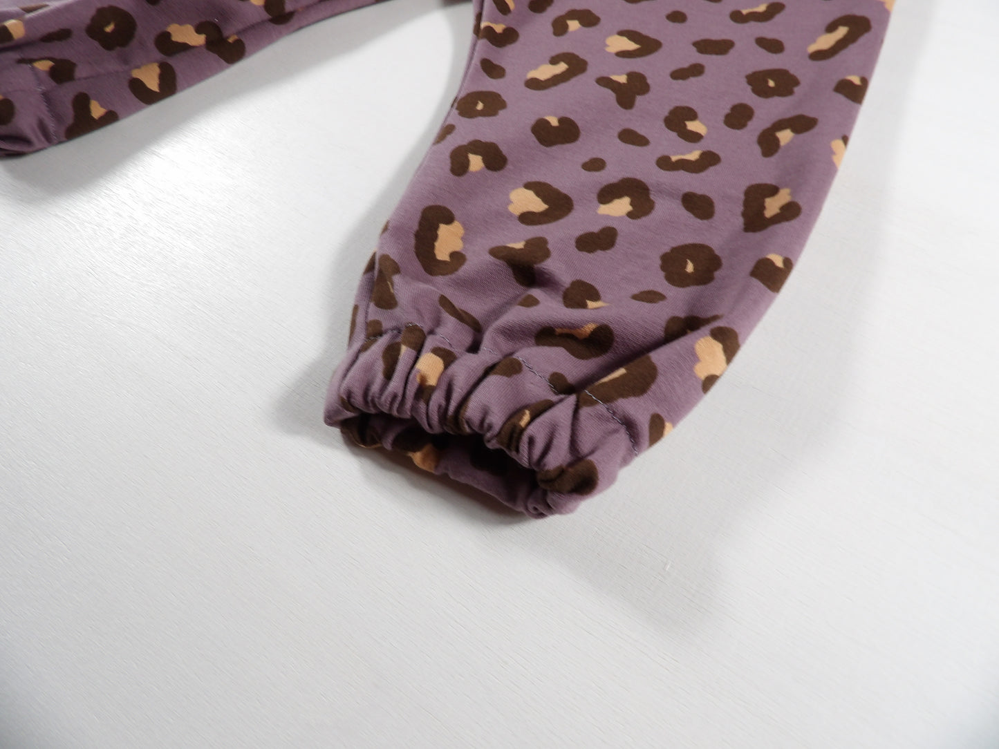 Resårbyxa – Lilac Leopard