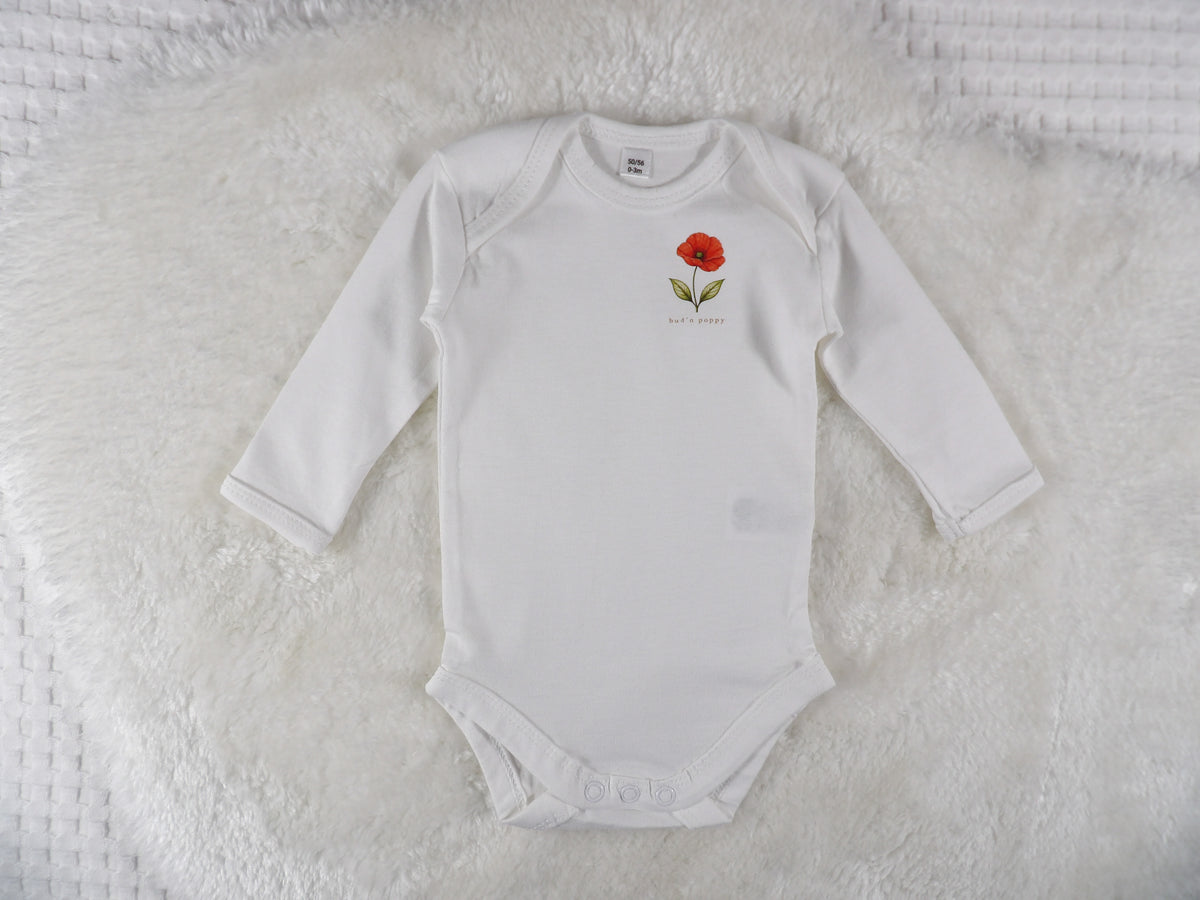 Complete Newborn Set – Little Hearts | Vallmo | Body, växa-byxa & mössa