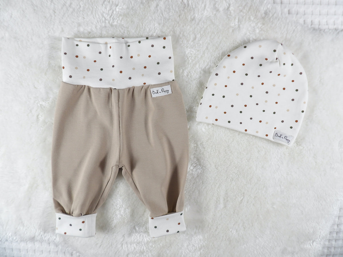 Complete Newborn Set – Little Sprout | Grodd | Body, växa-byxa & mössa