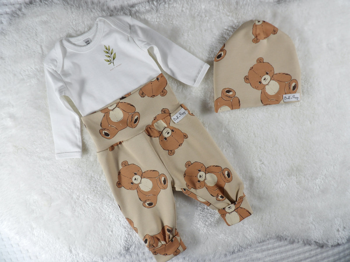 Complete Newborn Set – Teddy Bear | Kvist | Body, växa-byxa & mössa