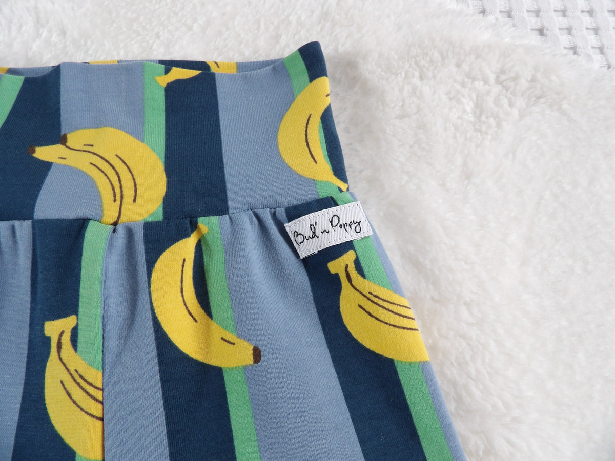 Complete Newborn Set – Banana Club | Kvist | Body, växa-byxa & mössa